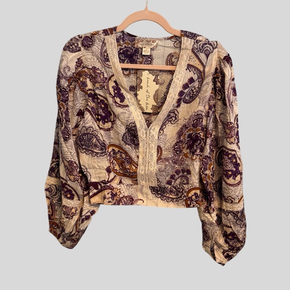 Land of the Free Tops - Boho Paisley V-Neck Blouse with Lace Trim - Purple/Cream Sz S NWT